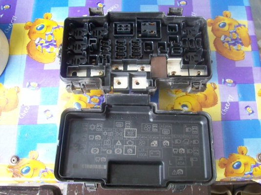 กล่องฟิวส์ ฮอนด้า crv และ ฮอนด้า สตรีม สภาพสวยๆ ราคาไม่แพงครับ กล่องฟิวส์ ฮอนด้า crv และ ฮอนด้า สตรีม สภาพสวยๆ ราคาไม่แพงครับ