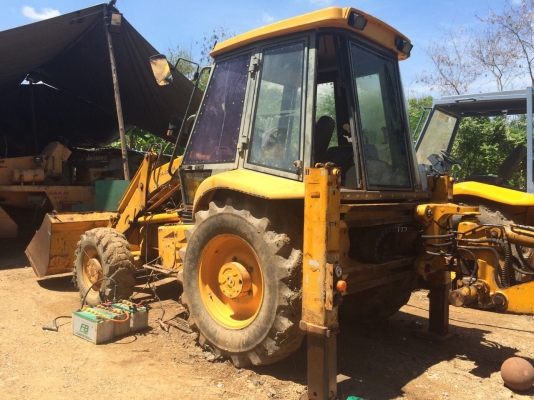 ขายด่วนรถตักหน้าขุดหลัง JCB 3CX 2เพลา พร้อมใช้งาน ขายด่วนรถตักหน้าขุดหลัง JCB 3CX 2เพลา พร้อมใช้งาน