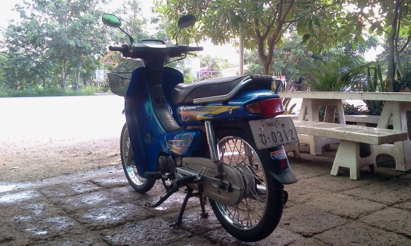 ขายครับ ดรีมเอ๊กเซล เครื่องไลฟาน 110 (มีเล่มเขียวทะเบียนโครง) รภสภาพดีขี่ได้ปกติ ค่าตัว 8500 บาท ต่างจังหวัดจัดส่งไปรษณีย์ให้ได้ครับ ค่าส่งต่างหาก สนใจโทรมาสอบถามกันได้ครับ 089-8054390 / 036-790425 โอ๋ ลพบุรี