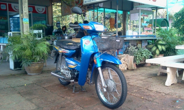 ขายครับ ดรีมเอ๊กเซล เครื่องไลฟาน 110 (มีเล่มเขียวทะเบียนโครง) รภสภาพดีขี่ได้ปกติ ค่าตัว 8500 บาท ต่างจังหวัดจัดส่งไปรษณีย์ให้ได้ครับ ค่าส่งต่างหาก สนใจโทรมาสอบถามกันได้ครับ 089-8054390 / 036-790425 โอ๋ ลพบุรี ขายครับ ดรีมเอ๊กเซล เครื่องไลฟาน 110 (มีเล่มเขียวทะเบียนโครง) รภสภาพดีขี่ได้ปกติ ค่าตัว 8500 บาท ต่างจังหวัดจัดส่งไปรษณีย์ให้ได้ครับ ค่าส่งต่างหาก สนใจโทรมาสอบถามกันได้ครับ 089-8054390 / 036-790425 โอ๋ ลพบุรี