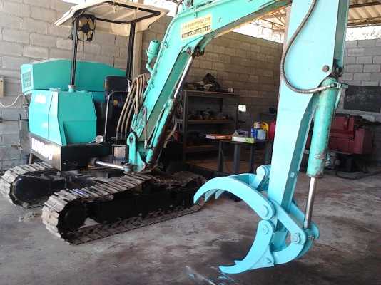 รับทำ มือคีบไม้ Kobuta Komatsu พร้อมใช้งานหรือนำไปประกอบเอง