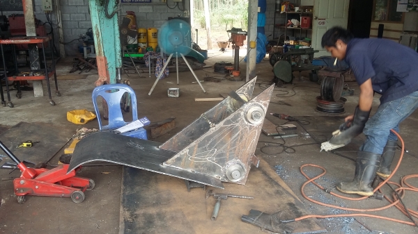 รับทำ บุ้งกี้ สับปาล์ม แบคโฮ ทุกรุ่นครับ รับทำ บุ้งกี้ สับปาล์ม แบคโฮ ทุกรุ่นครับ