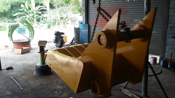 รับทำ บุ้งกี้ สับปาล์ม แบคโฮ ทุกรุ่นครับ รับทำ บุ้งกี้ สับปาล์ม แบคโฮ ทุกรุ่นครับ