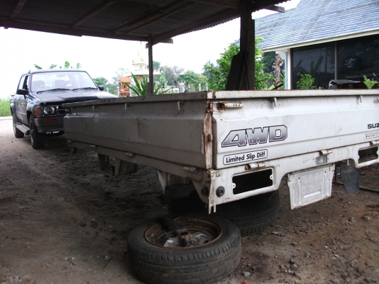 ขาย กระบะลอย พื้นเรียบ สภาพดี ขาย กระบะลอย พื้นเรียบ สภาพดี