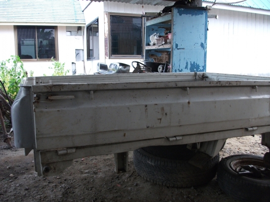 ขาย กระบะลอย พื้นเรียบ สภาพดี ขาย กระบะลอย พื้นเรียบ สภาพดี