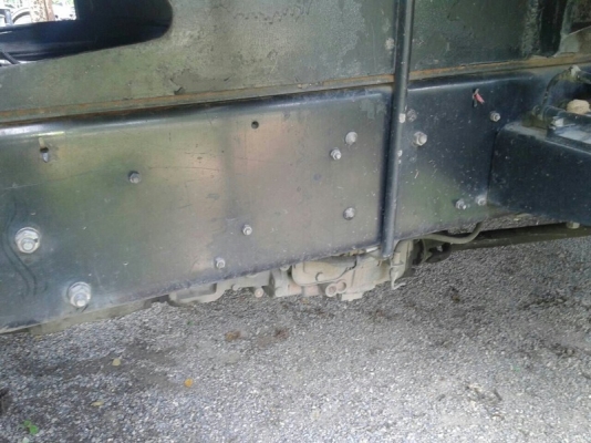 รถอีซูซุ 10 ล้อดั้ม 195 แรงม้า. ปี 39 สนใจติดต่อ 081 - 6079515 รถอีซูซุ 10 ล้อดั้ม 195 แรงม้า. ปี 39 สนใจติดต่อ 081 - 6079515