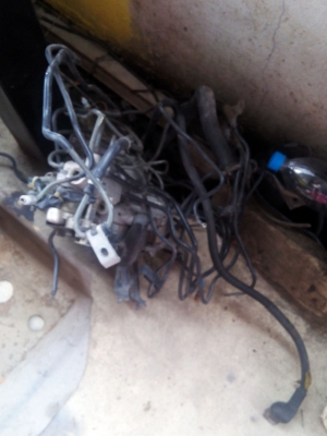 ขายเครื่องนิสสันเทอราโน่ VG30 ปี 93 พร้อมสายไฟเดิม และเกียร์ออโต้ขับสี่