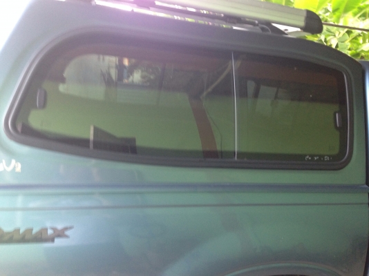 ขายหลังคาเหล็ก3มิตมีแอร์หลังพร้อมเบาะมีหลังคาวางของสภาพสวยของอีซุซุดีเม็ก4ประตูตั้งแต่ปี02-09