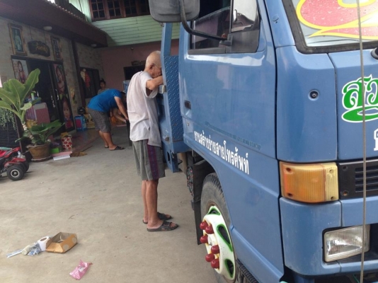 ***ขายแล้วครับขอบคุณ Truck2hand ขาย6ล้อ115สวยๆ เดิมๆ ISUZU NPR59PU5M 4BD1-115HP แก้มเหลือง เกียร์สั้นแท้ ห้างแท้ ปี37 เครื่องเดิมเกียร์เดิม ใช้งาน 25x,xxx กม. เครื่อง4BD1-115 ฝาดำ แน่นๆ แห้งๆ แรงดีไม่มีเยิ้ม เกียร์สั้นเข้าง่ายไม่มีหลุด ไม่มีหอน ช่วงล่างเด ***ขายแล้วครับขอบคุณ Truck2hand ขาย6ล้อ115สวยๆ เดิมๆ ISUZU NPR59PU5M 4BD1-115HP แก้มเหลือง เกียร์สั้นแท้ ห้างแท้ ปี37 เครื่องเดิมเกียร์เดิม ใช้งาน 25x,xxx กม. เครื่อง4BD1-115 ฝาดำ แน่นๆ แห้งๆ แรงดีไม่มีเยิ้ม เกียร์สั้นเข้าง่ายไม่มีหลุด ไม่มีหอน ช่วงล่างเด