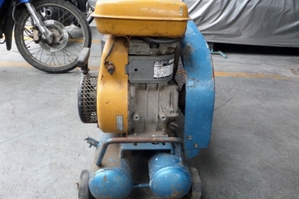 ขาย ปั๊มลม IWATA เครื่อง ROBIN EY20 นำเข้าจากญี่ปุ่น สภาพพร้อมใช้ ราคา 15,500