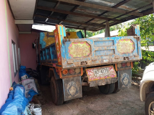 ขายดัมพ์ อีซูซุ FRR175 ดัมพ์5 คิว 8.25R16สภาพพร้อมใช้งาน เครื่องดี เพาเวอร์ ทิ๊ฟฟี่ เอกสารพร้อมโอน ขายดัมพ์ อีซูซุ FRR175 ดัมพ์5 คิว 8.25R16สภาพพร้อมใช้งาน เครื่องดี เพาเวอร์ ทิ๊ฟฟี่ เอกสารพร้อมโอน