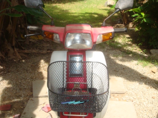 ขายแล้วHONDA ดรีมคุรุสภาสีแดงสตาร์ทมือ สวยเดิมมากเครื่องดีไม่มีควันเอกสารครบ