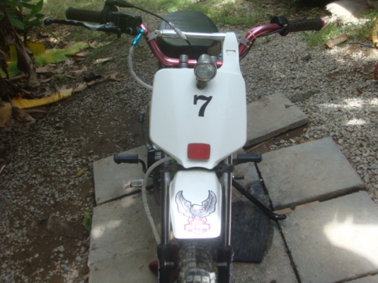 HONDA ชาลีแต่งวิบากเครื่องดรีมขาวมีทะเบียนไม่มีชุดโอนฯถูก HONDA ชาลีแต่งวิบากเครื่องดรีมขาวมีทะเบียนไม่มีชุดโอนฯถูก