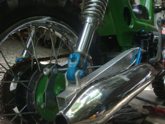 HONDA ชาลีแต่งวิบากเครื่องดรีมขาวมีทะเบียนไม่มีชุดโอนฯถูก HONDA ชาลีแต่งวิบากเครื่องดรีมขาวมีทะเบียนไม่มีชุดโอนฯถูก