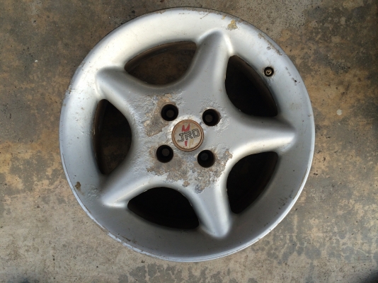 ขาย ล้อแม็กซ์ ขอบ15x7 4รู100 โทร0817113399 line id: bigbangsup อยู่กรุงเทพ อ่อนนุช ศรีนครินทร์ ใกล้ซีคอน