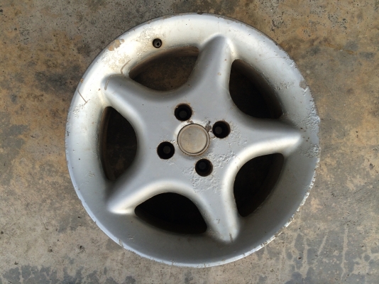 ขาย ล้อแม็กซ์ ขอบ15x7 4รู100 โทร0817113399 line id: bigbangsup อยู่กรุงเทพ อ่อนนุช ศรีนครินทร์ ใกล้ซีคอน