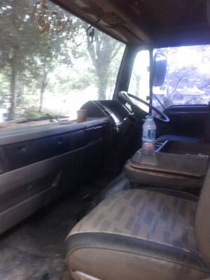 ขายดาวน์...HINO FM3HืNLA 10ล้อดั้ม195แรง ห้างแท้..รถสวย..เจ้าของทำสีใหม่..ช่วงล่างทำใหม่