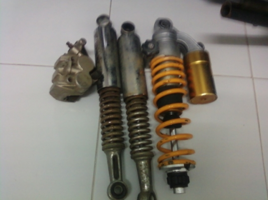 ขายอะไหล่ มอไซด์ แต่งโช๊คหลัง 3 ชิ้น รวมปั้มล่าง ราคาสุดคุ้มไปเลย 500 บาท ขายอะไหล่ มอไซด์ แต่งโช๊คหลัง 3 ชิ้น รวมปั้มล่าง ราคาสุดคุ้มไปเลย 500 บาท