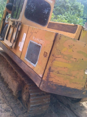 ขายKOMATSU PC 12HT สภาพสวยพร้อมใช้ ติดต่อได้ที่คุณ อ๊อฟ พิจิตร 086-737-9991 ขายKOMATSU PC 12HT สภาพสวยพร้อมใช้ ติดต่อได้ที่คุณ อ๊อฟ พิจิตร 086-737-9991