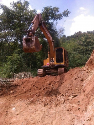 ขายKOMATSU PC 12HT สภาพสวยพร้อมใช้ ติดต่อได้ที่คุณ อ๊อฟ พิจิตร 086-737-9991 ขายKOMATSU PC 12HT สภาพสวยพร้อมใช้ ติดต่อได้ที่คุณ อ๊อฟ พิจิตร 086-737-9991