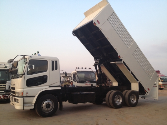 ขาย MITSUBISHI FUSO SUPERGRATE เครื่อง 6M70  380 แรงม้าระบบนำมันพร้อมใช้งาน ขาย พร้อมทะเบียน สวยๆครับ รับประกัน เครื่อง เกียร์ แอร์ เฟืองท้าย ระบบไฟ กระบะดั้มพ์ ยาว 6.0 เมตร กว้าง 2.50 เมตร ดั้มพ 15 ตัน ขายพร้อมทะเบียนครับ