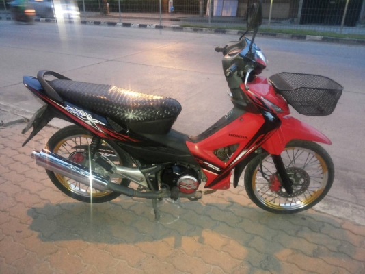 WAVE 125X ดีสเบรกหน้า หลัง ราคา 18000 บาท สนใจโทร 089-8859869 เดช