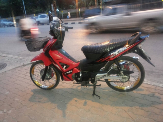 WAVE 125X ดีสเบรกหน้า หลัง ราคา 18000 บาท สนใจโทร 089-8859869 เดช