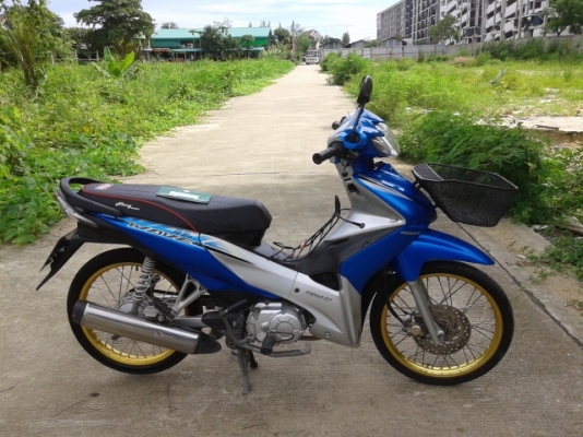 WAVE 110i สตาร์ทมือ ราคา 24500 บาท สนใจโทร 089-8859869 เดช