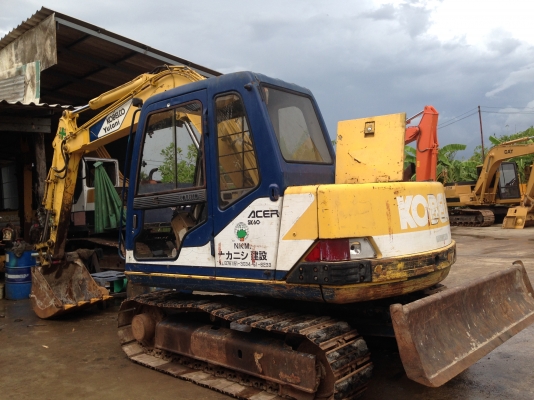 ขายด่วน KOBELCO SK60-1 มาร์คทรี นำเข้า มีลายหัวเจาะ มีใบมีดดัน ใช้งานมาน้อย มีแอร์พร้อมใช้