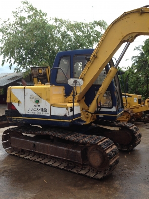 ขายด่วน KOBELCO SK60-1 มาร์คทรี นำเข้า มีลายหัวเจาะ มีใบมีดดัน ใช้งานมาน้อย มีแอร์พร้อมใช้