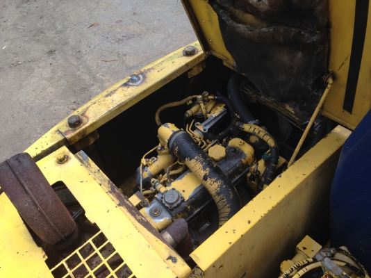 ขายด่วน KOBELCO SK60-1 มาร์คทรี นำเข้า มีลายหัวเจาะ มีใบมีดดัน ใช้งานมาน้อย มีแอร์พร้อมใช้