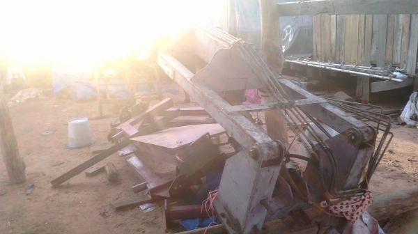 คีบอ้อยติดรถยันมาร์45แรง ครบชุด ไฮดรอลิคดี โทร081-0745778 ลุงโหนกรับสายจ้า