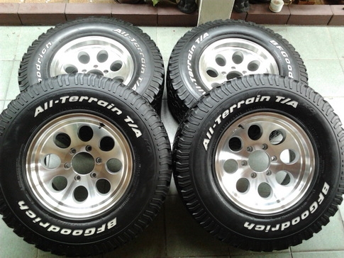 ล้อหยดนํ้าลาย Micky + BF All 265/75/16 สวยๆ 1ชุด