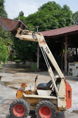 ขายรถถตัก BOBCAT CLARK  300   เก่านอก