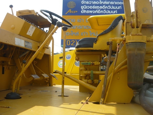 รถบด 9 ล้อยาง Sakai TS200 รถเก่านอก ตรวจเช็คระบบโดยช่างผู้ชำนาญการพร้อมรับประกันให้