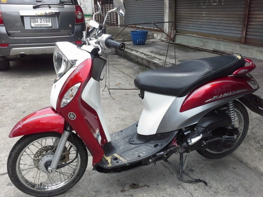 Fino ปี 57 หัวฉีด ตัวใหม่ล่าสุด เครื่องแน่นกริ๊บ ชุดสีมีแตก ต้องเปลี่ยน เปลี่ยนชุดสีแล้วเหมือนรถป้ายแดงแน่นอน หลุดจำนำ โอนไม้ได้ ต่อภาษี พรบ.ขับได้ปกติ มีเอกสารจำนำ สำเนาหน้าเล่ม บัตรเจ้าของให้ ราคา 14,