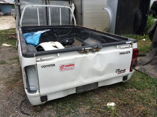 ขายเฉพาะกระบะ ของวีโก้ ตอนเดียว สีขาว ปี2014 ขายเฉพาะกระบะ ของวีโก้ ตอนเดียว สีขาว ปี2014