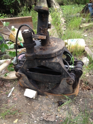 ขายตัวคีบ หมุนได้รอบ ใส่ได้ทุกรุ่น สภาพสวยพร้อมใช้งาน