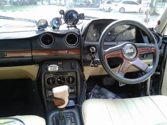 ขาย BENZ W123 280E  ปี88 เครื่อง 1JZ-GE auto+LPG