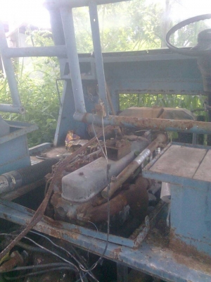 ขายตู้นวด 7 ฟุต พร้อมรถอีแต๋น 6 ล้อ เครื่องฮีโน่ 6 สูบ 75000 บาทลดเหลือ73000