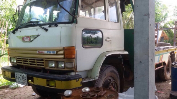 ขายรถบรรทุกสิบล้อเทเลอร์ KT725 หัว F18 เครื่อง HO7D-195 แรง 2 เพลา ทะเบียนพร้อม