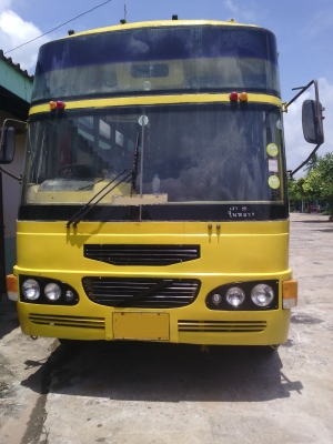 ด่วน !!! รถบัส ยี่ห้อ Benz ยาว 8 เมตร สนใจติดต่อ 081-655804