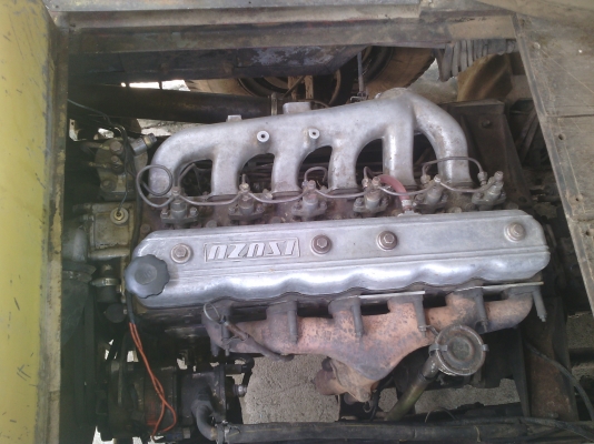 ด่วน !!! รถบัส ยี่ห้อ Benz ยาว 8 เมตร สนใจติดต่อ 081-655804