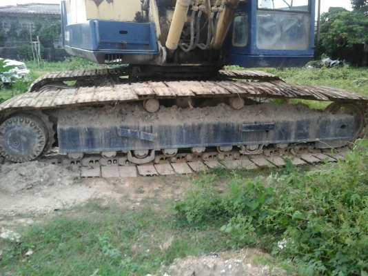 ขายแมคโคร pc200-3 ขายแมคโคร pc200-3