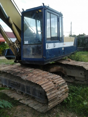 ขายแมคโคร pc200-3 ขายแมคโคร pc200-3