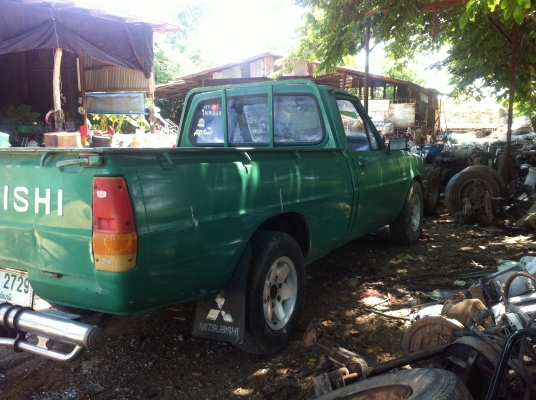 ขายกระบะ4ขอ mitsubishi ราคา 30000 บาท