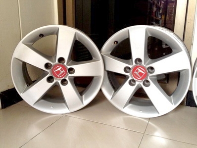 -----ขายแล้ว-----แม็กซ์ CIVIC FD 16 นิ้ว 5ก้าน -----ขายแล้ว-----แม็กซ์ CIVIC FD 16 นิ้ว 5ก้าน