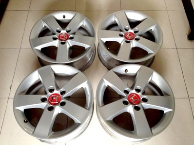 -----ขายแล้ว-----แม็กซ์ CIVIC FD 16 นิ้ว 5ก้าน -----ขายแล้ว-----แม็กซ์ CIVIC FD 16 นิ้ว 5ก้าน