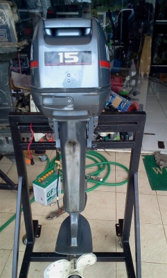 เครื่องยามาฮ่า 15แรงม้า หางสั้น17นิ้ว สตาร์ทไฟฟ้า ราคา 41500 บาท