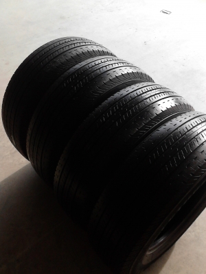 215/70R15 BRIDGESTONE DURAVIS R611 มีชุด 4 เส้น  ปี2012  TEL.081-427-3941